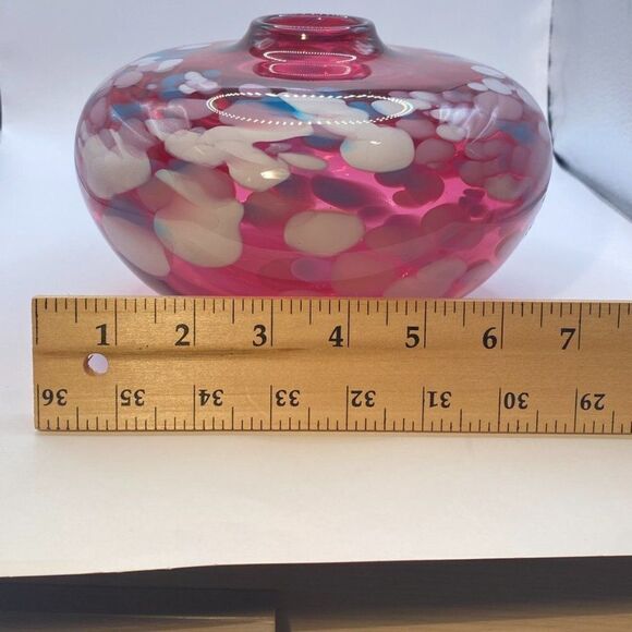 Vintage Douglas Becker Signed Cranberry Art Glass Vase Coin Dot Pattern - Picture 14 of 15